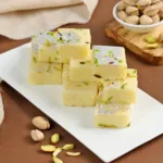 p-mouthwatering-khoya-pista-barfi-400-gm--286448-m