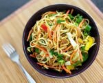 veg-hakka-noodles-recipe-with-step-by-step-instructions